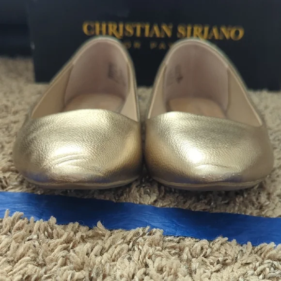 Christian Siriano Metallic Gold Flats - Picture 8 of 9